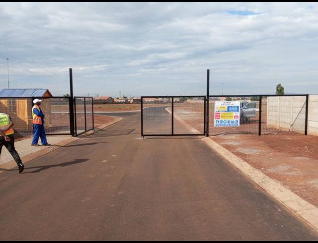 3 BEDROOM HOUSE FOR SALE IN VOSLOORUS